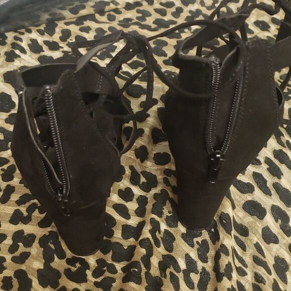 Forever 21 - Picture 5 of 7